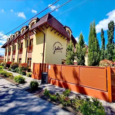 Jolan Pension & Restaurant Cicov Exterior photo